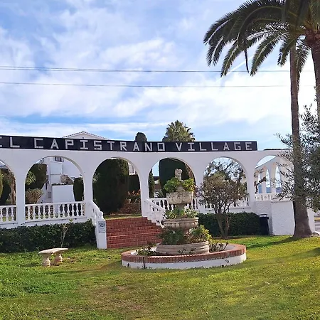شقة Prachtig In 2025 Gerenoveerd Met Airco In El Capistrano Village نيرخا