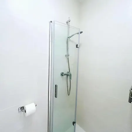 Prachtig In 2025 Gerenoveerd Appartement Met Airco In El Capistrano Village * Nerja