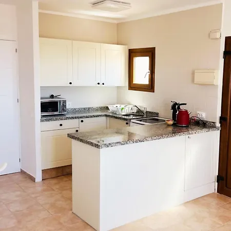 Prachtig In 2025 Gerenoveerd Appartement Met Airco In El Capistrano Village *