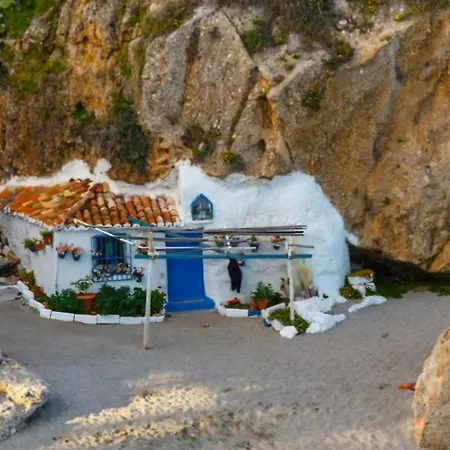 Prachtig In 2025 Gerenoveerd Met Airco In El Capistrano Village Nerja